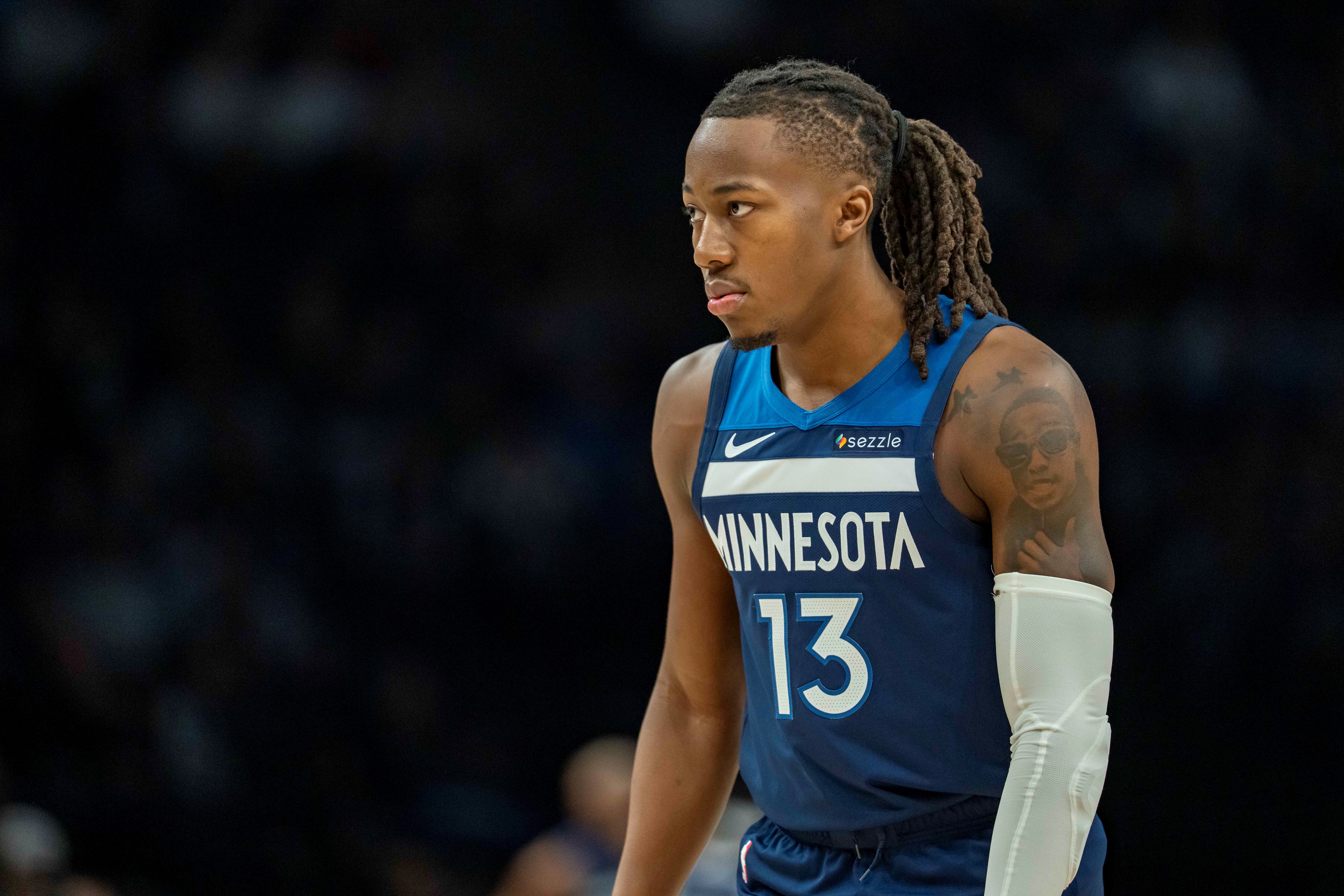 官方网站-森林狼队史打出15分15板10助的球员：道苏姆、加内特、乐福